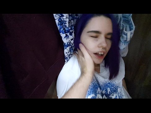 ❤️ Fann systur mína í skápnum og hjálpaði henni að koma ❤ Anal klám á klám is.muitohentai.ru ❌️❤